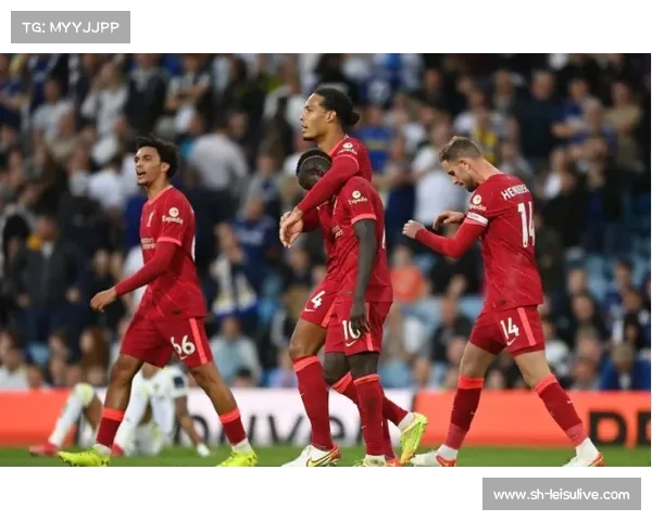 利物浦 vs AC米兰，两强对决，谁能笑到最后？